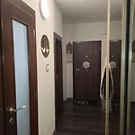 3 Izbovy Marina Apartamento
